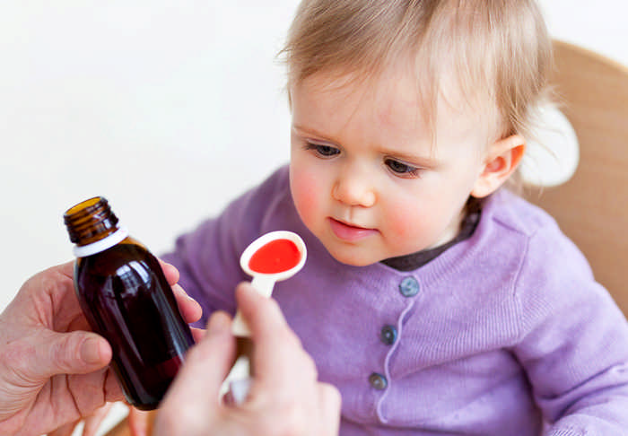 Чем лечить кашель у ребенка