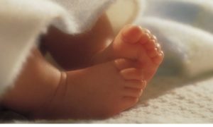 ножки новорожденного