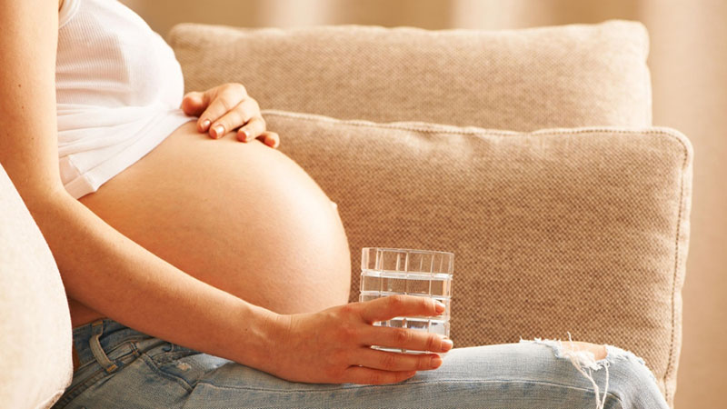 Что можно пить при цистите кормящей или беременной женщине