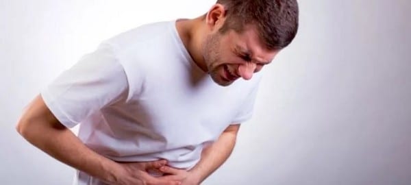 Первые симптомы язвы желудка у взрослых на ранней стадии